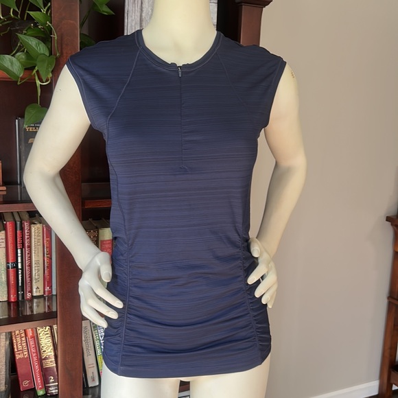 Athleta Tops - Athleta tank top